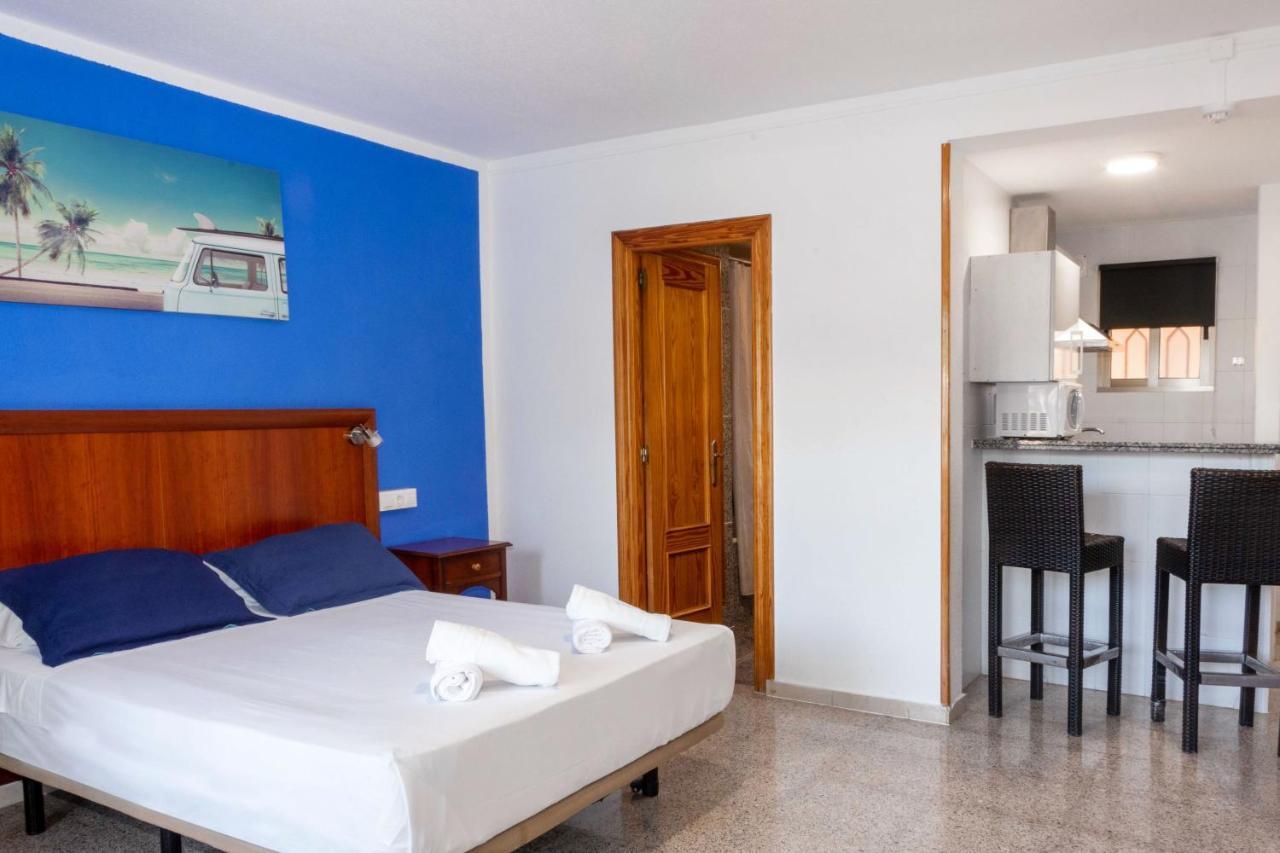 Apartamentos Palasiet Бенидорм Экстерьер фото