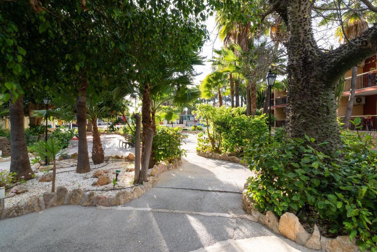Apartamentos Palasiet Бенидорм Экстерьер фото