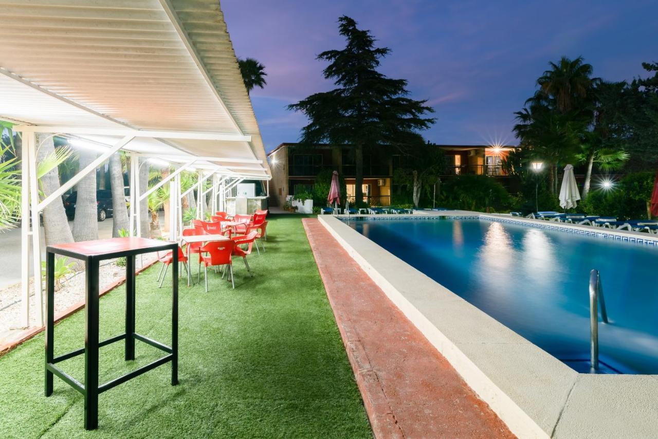 Apartamentos Palasiet Бенидорм Экстерьер фото